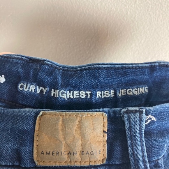American Eagle AEO Curvy Highest Rise Jegging Destructed Dark Jeans Women’s Sz 4 - Picture 4 of 6